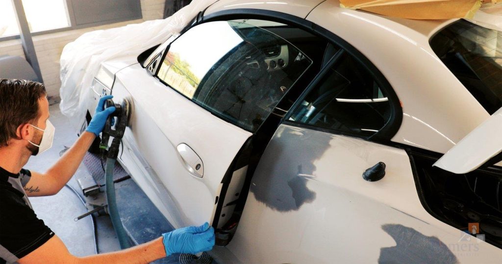 Autoschadeherstel in Utrecht - Hamers specialist voertuigherstel deuken en krassen